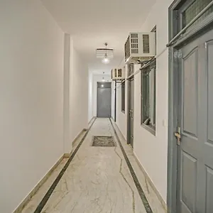 O The Premium Hotel